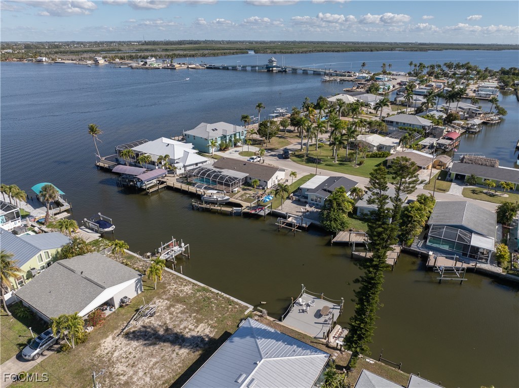 2 Bed Waterfront Home for Sale in Matlacha, FL, $339,000 — photo 37