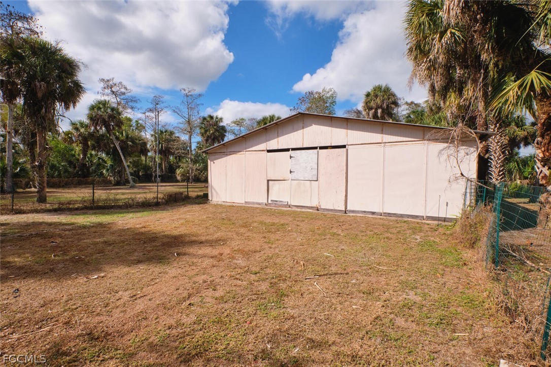 3 Bed SingleFamilyResidence for Sale in Naples, photo 37