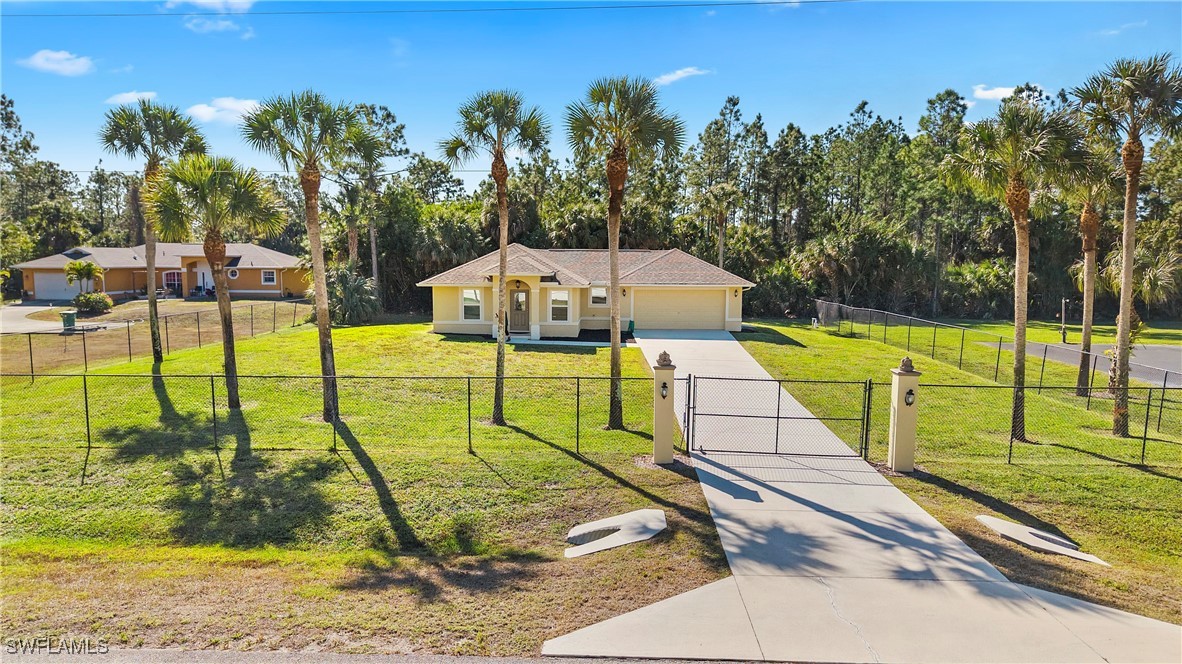 6 Bed Pool Home for Sale in Naples, FL, $1,000,000 — photo 37