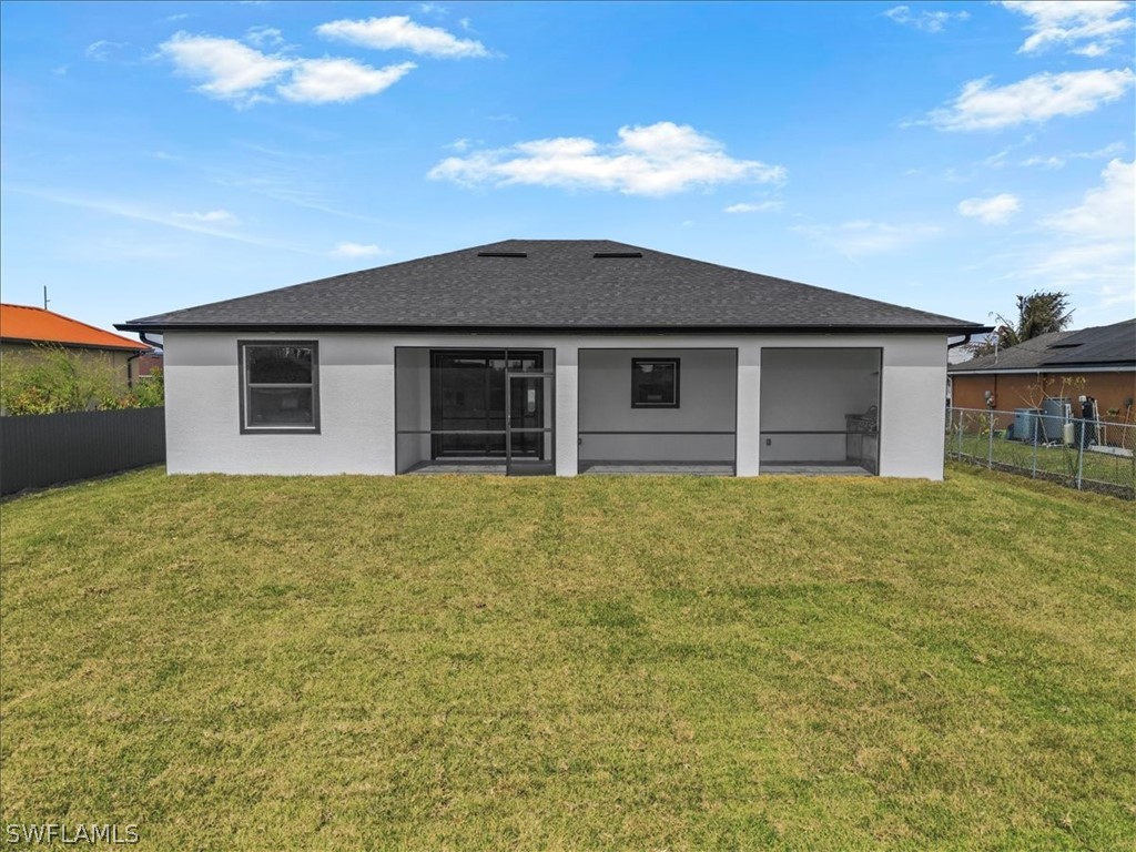 4 Bed SingleFamilyResidence for Sale in Lehigh Acres, photo 37
