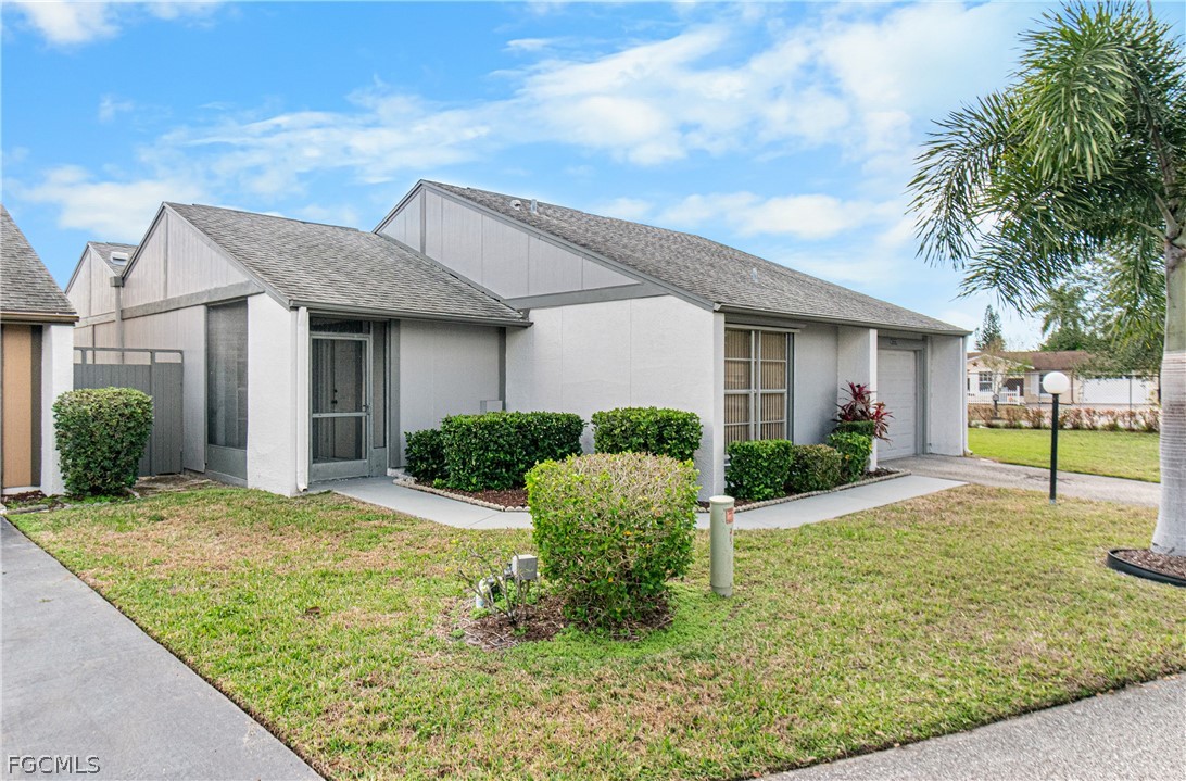 3 Bed SingleFamilyResidence for Sale in Lehigh Acres, photo 37