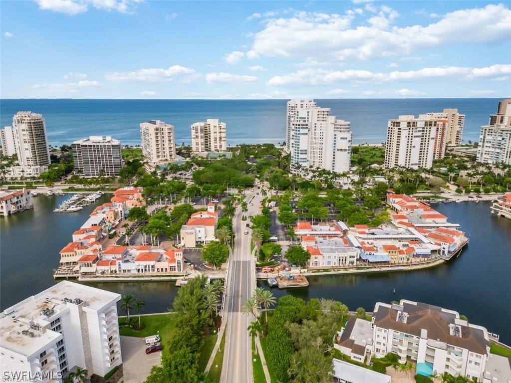 2 Bed Condominium for Sale in Naples, photo 37