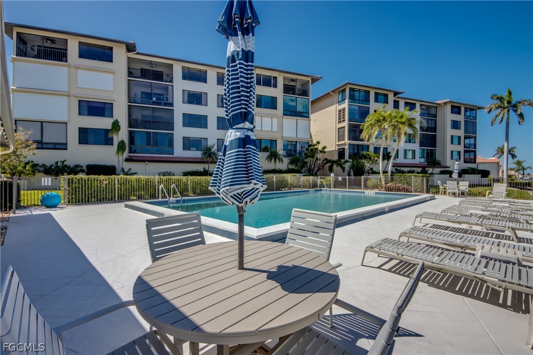 2 Bed Waterfront Home for Sale in Rivers Condo, FL, $299,900 — photo 37
