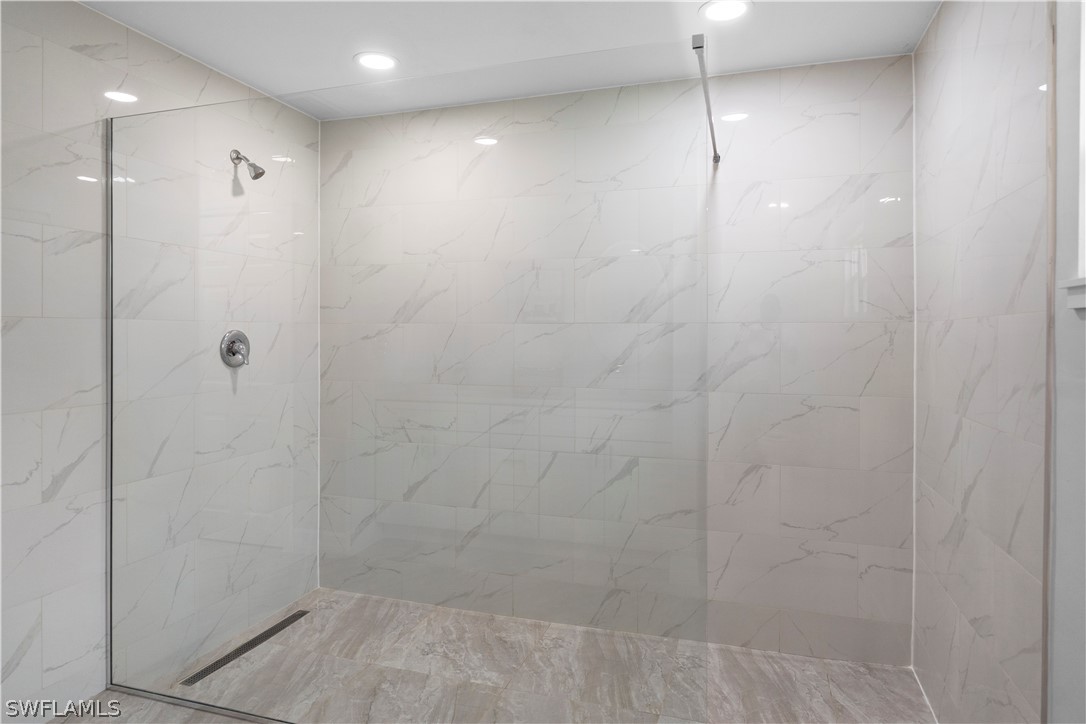 3 Bed SingleFamilyResidence for Sale in Lehigh Acres, photo 37