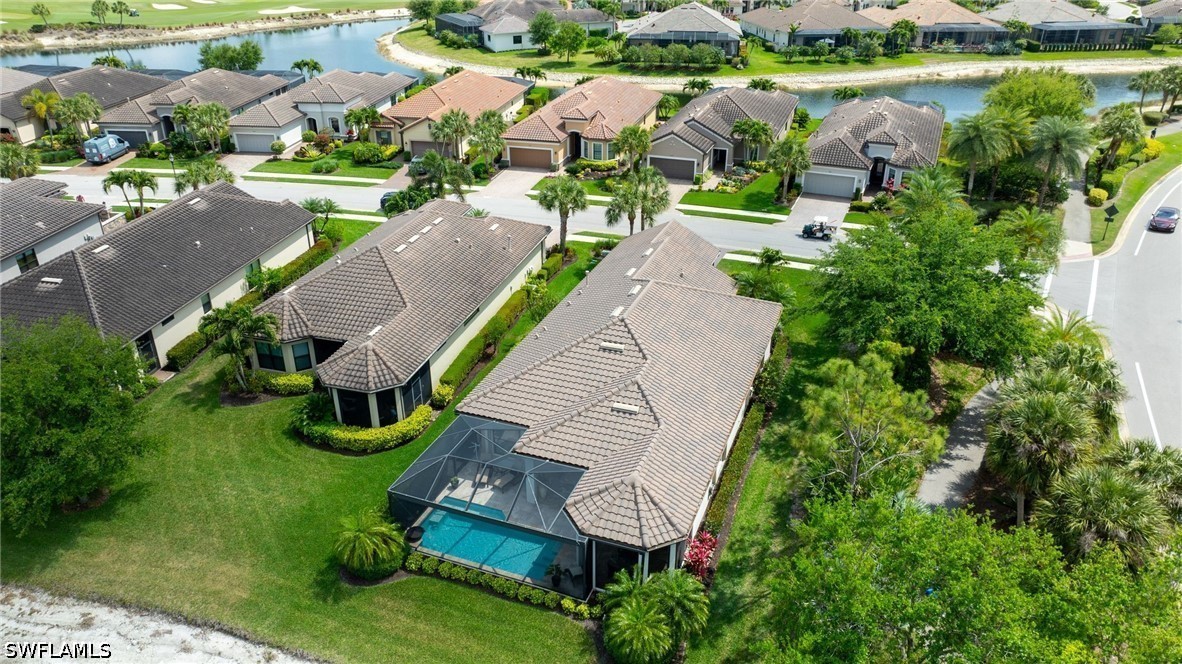 2 Bed Pool Home for Sale in Esplanade, photo 37