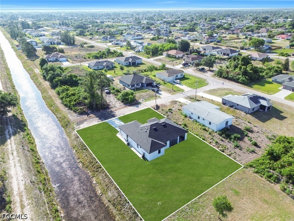 3 Bed SingleFamilyResidence for Sale in Lehigh Acres, photo 37