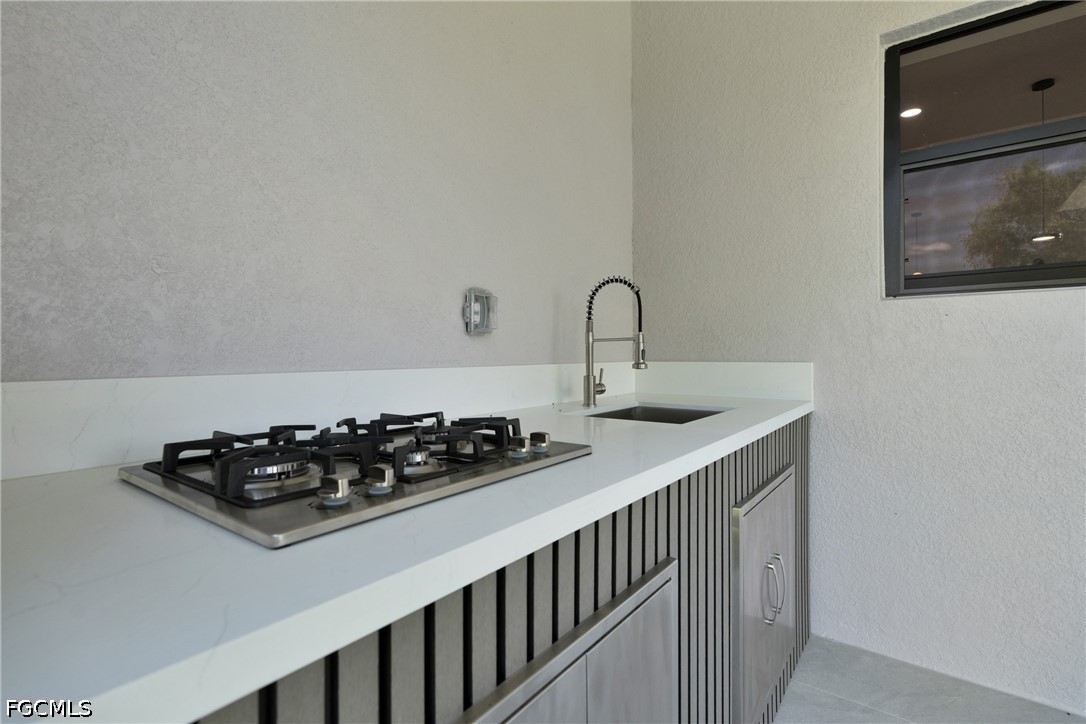 4 Bed SingleFamilyResidence for Sale in Lehigh Acres, photo 37