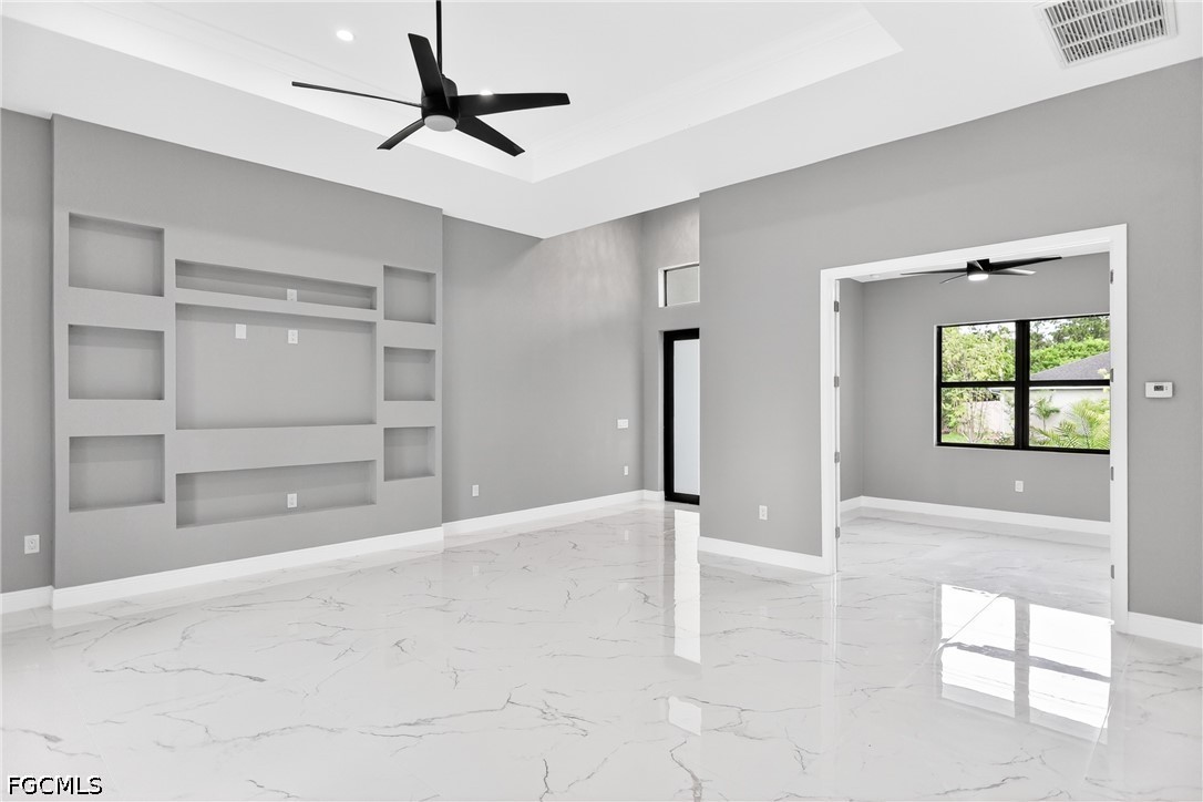 4 Bed SingleFamilyResidence for Sale in Lehigh Acres, photo 37