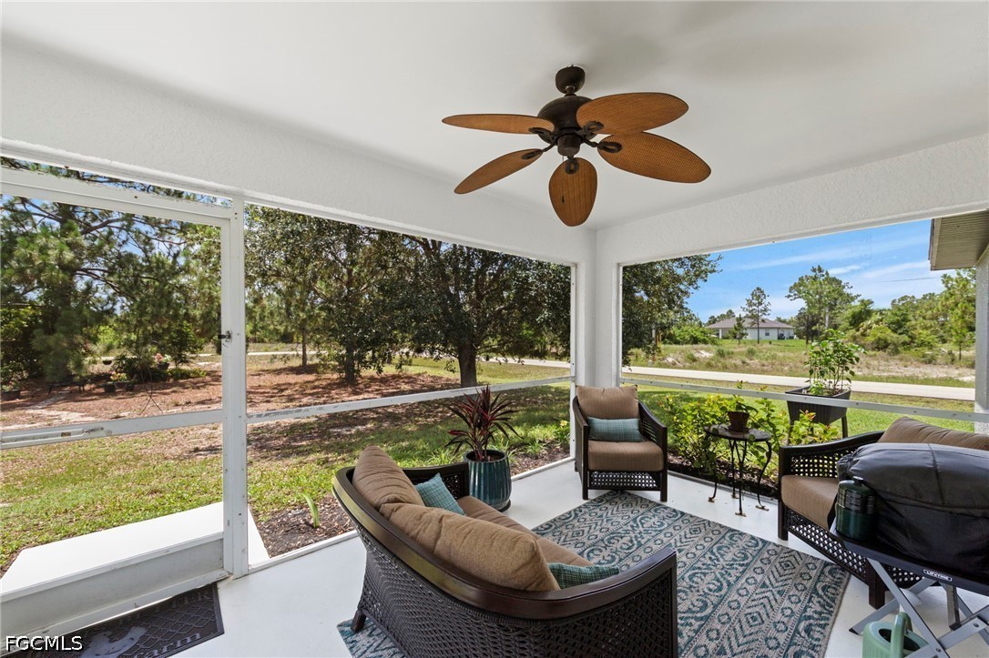 3 Bed SingleFamilyResidence for Sale in Lehigh Acres, photo 37