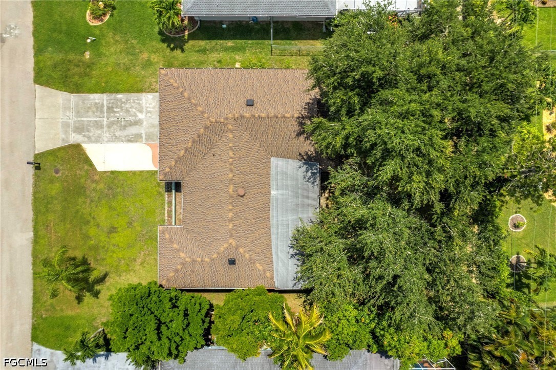 3 Bed SingleFamilyResidence for Sale in Cape Coral, photo 37