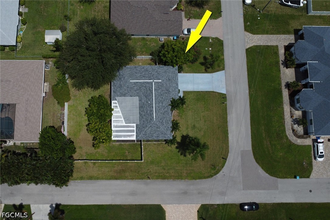 3 Bed SingleFamilyResidence for Sale in Cape Coral, photo 37