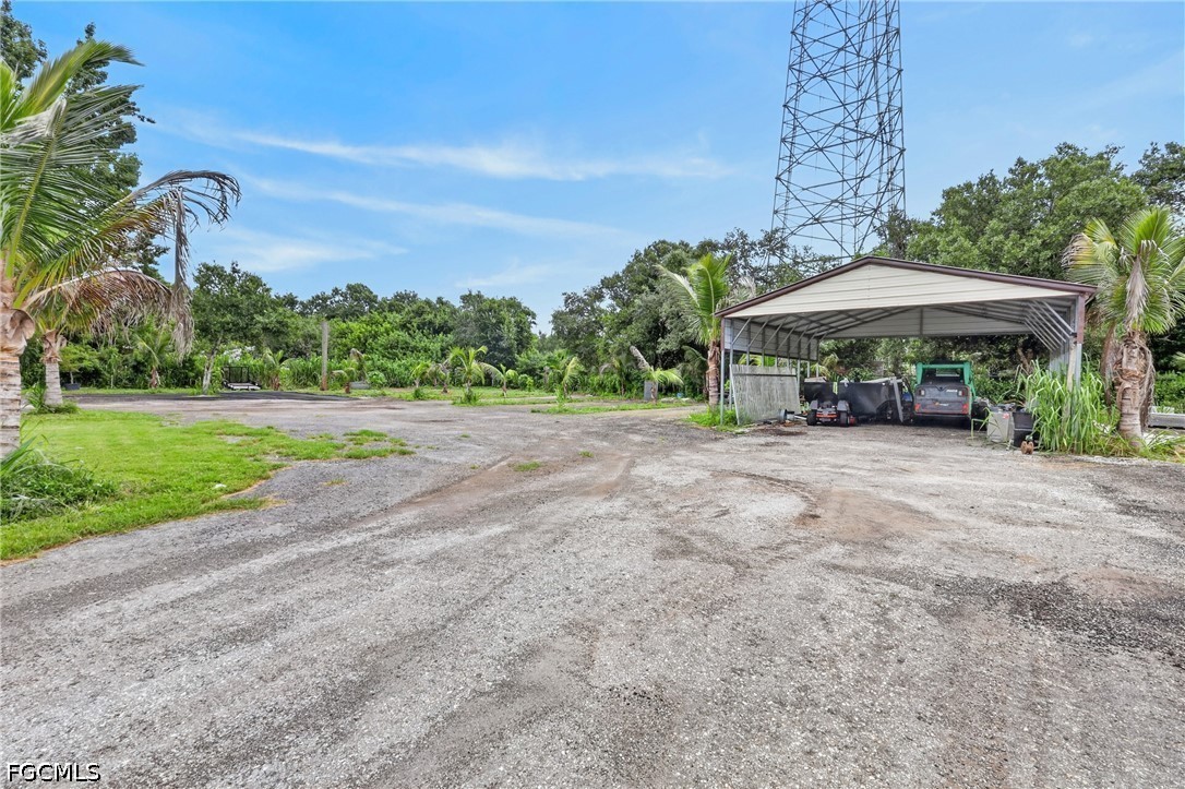 3 Bed SingleFamilyResidence for Sale in North Fort Myers, FL — photo 37