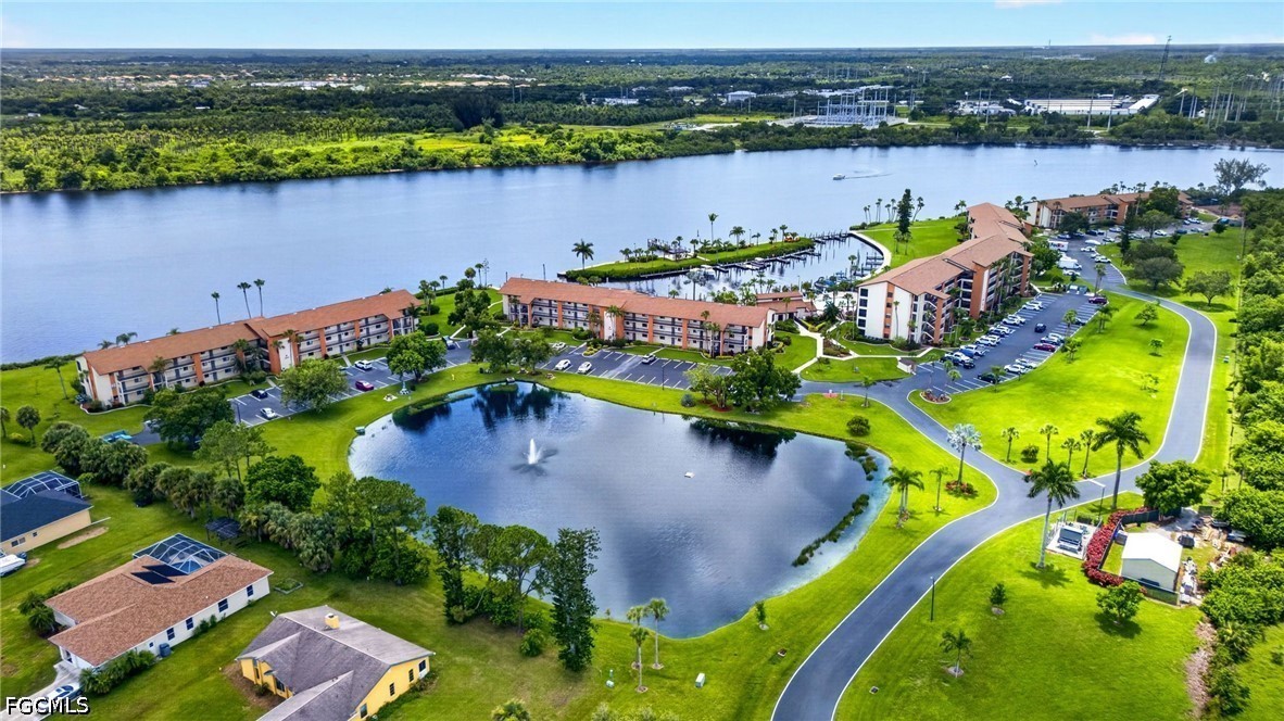 2 Bed Waterfront Home for Sale in North Fort Myers, photo 37