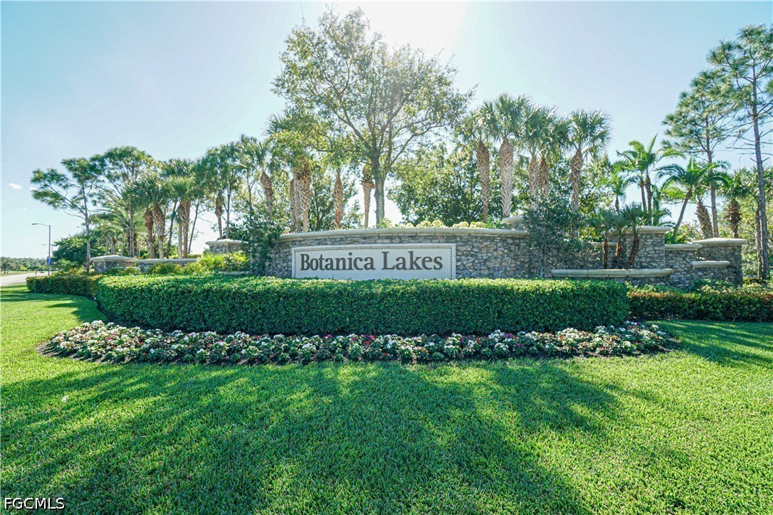 5 Bed Waterfront Home for Sale in Fort Myers, FL, $575,000 — photo 37