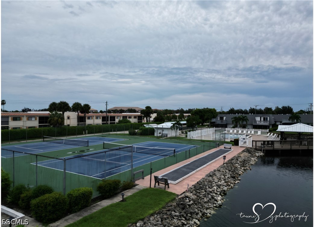 2 Bed SingleFamilyResidence for Sale in Fort Myers, FL — photo 37