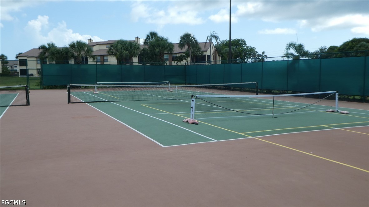 2 Bed Condominium for Sale in Fort Myers, FL, $3,000 — photo 37