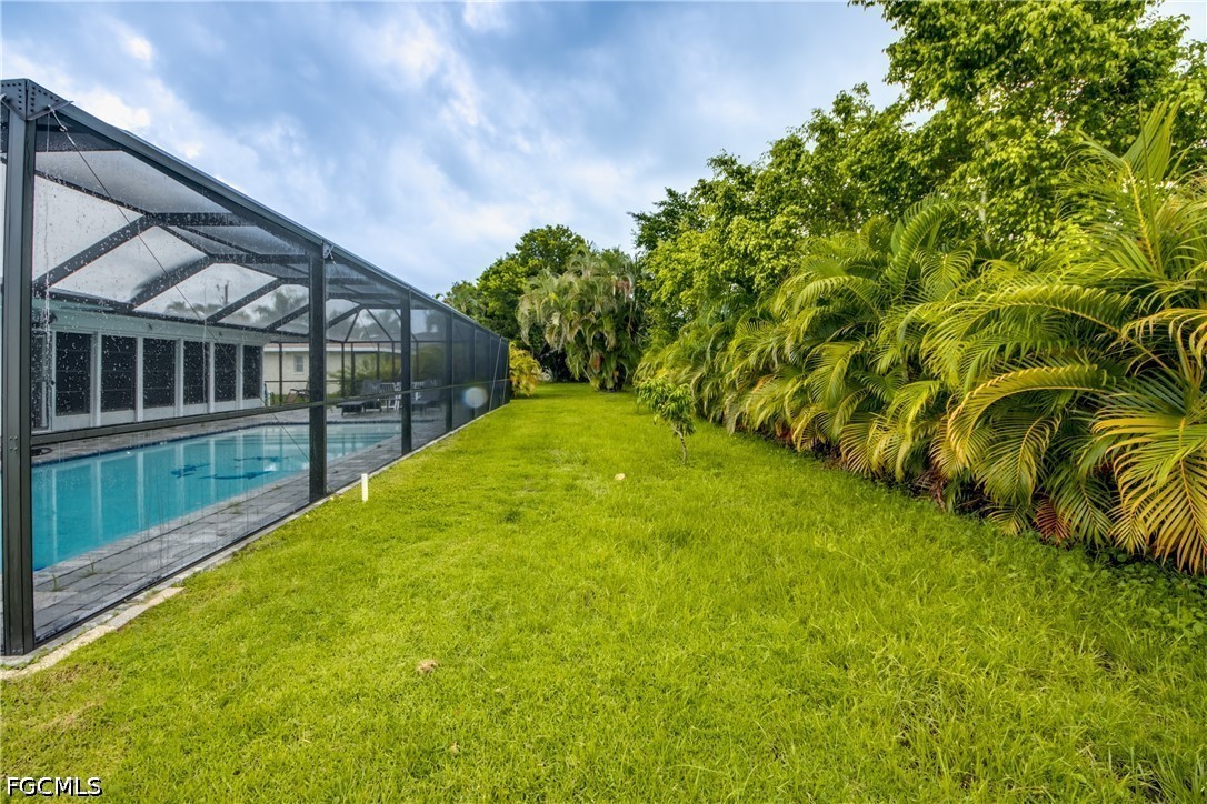 3 Bed Pool Home for Sale in Cape Coral, photo 37