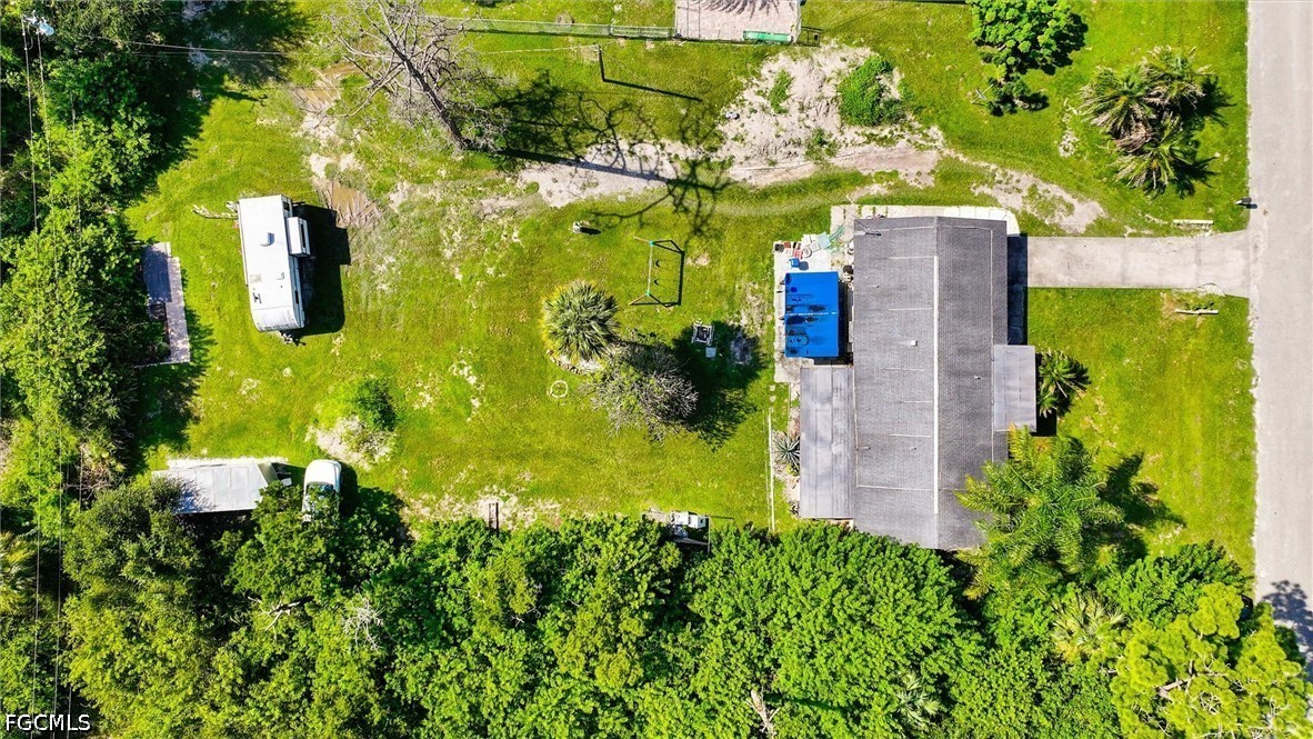 2 Bed SingleFamilyResidence for Sale in Lehigh Acres, photo 37