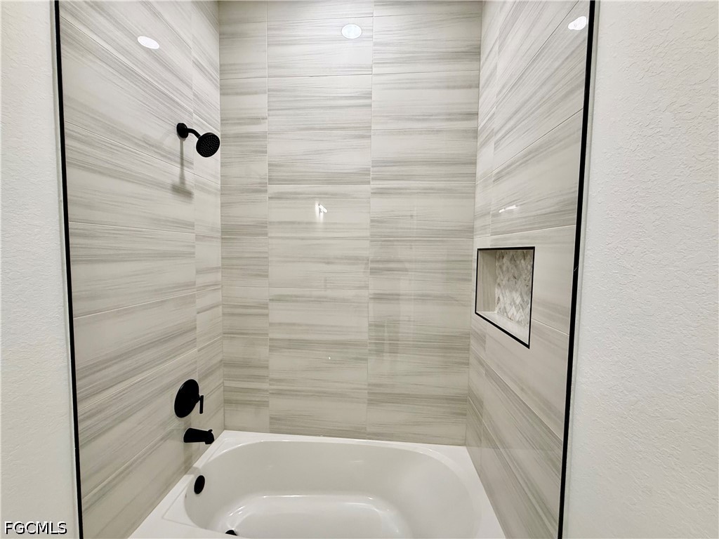 4 Bed SingleFamilyResidence for Sale in Lehigh Acres, FL — photo 37