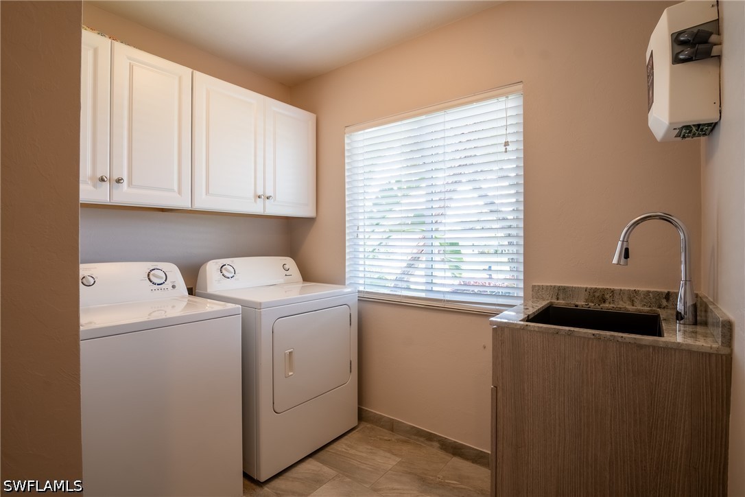 4 Bed Waterfront Home for Sale in Fort Myers, FL, $999,000 — photo 37