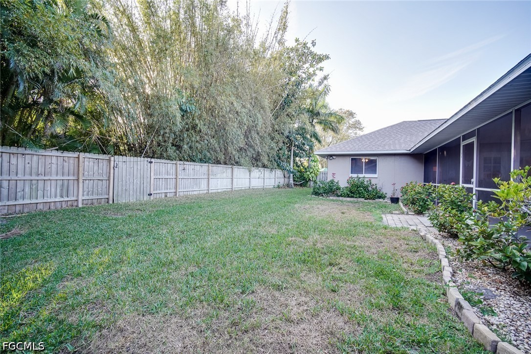 3 Bed SingleFamilyResidence for Sale in Banyan Cove, FL — photo 37