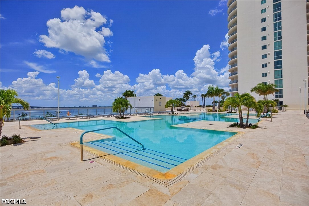 2 Bed Waterfront Home for Sale in Oasis, photo 37