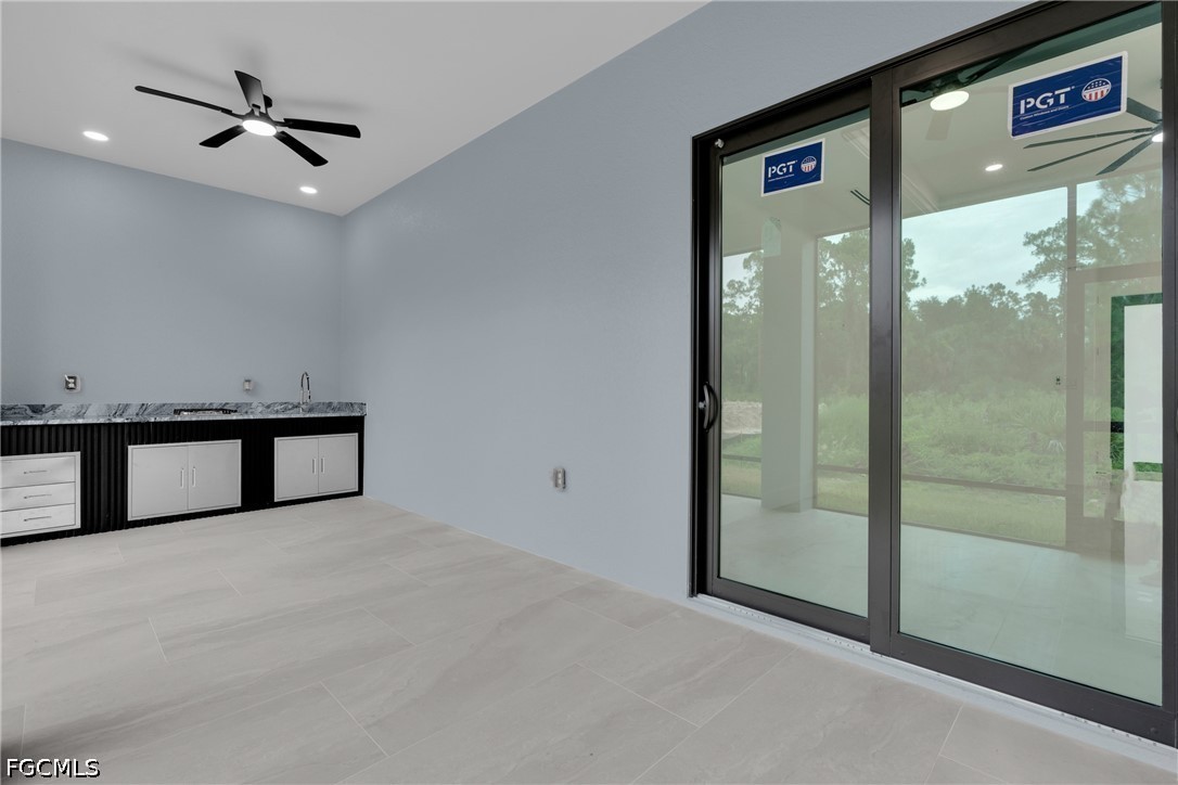 4 Bed SingleFamilyResidence for Sale in Lehigh Acres, photo 37