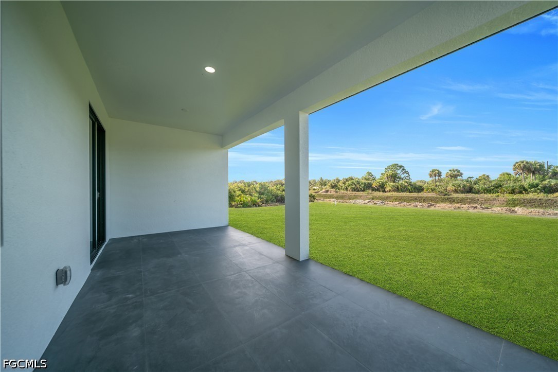 3 Bed Waterfront Home for Sale in Lehigh Acres, photo 37