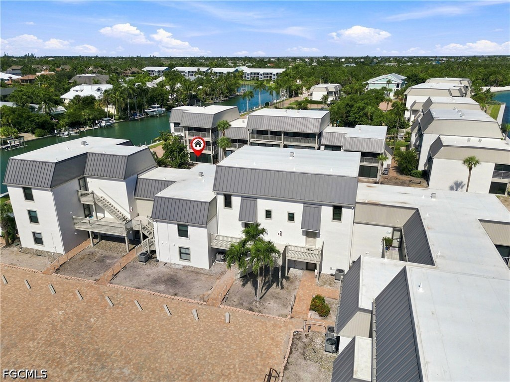 2 Bed Waterfront Home for Sale in Sanibel, photo 37