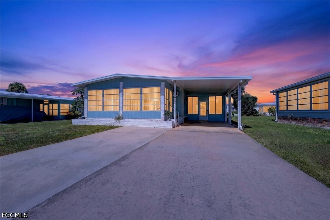 2 Bed ManufacturedHome for Sale in North Fort Myers, photo 37
