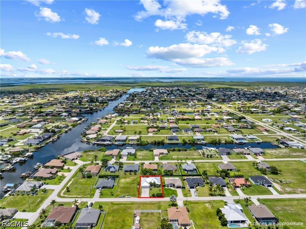 3 Bed SingleFamilyResidence for Sale in Cape Coral, photo 37