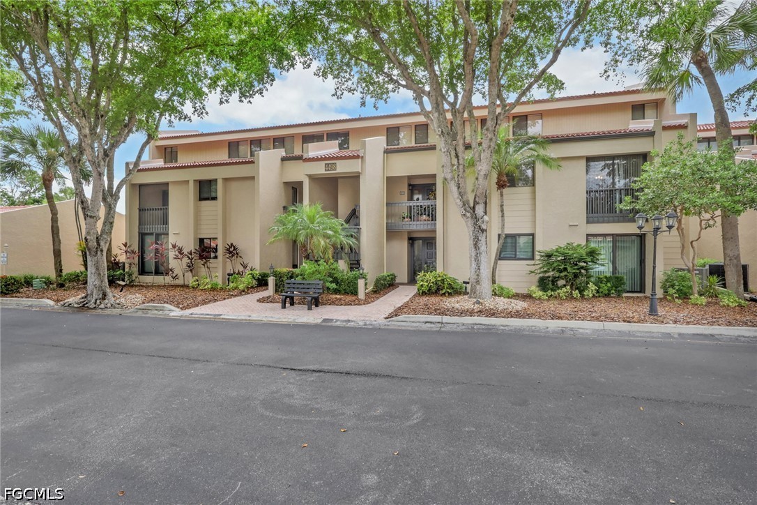 3 Bed Townhouse for Sale in Schooner Village, photo 37