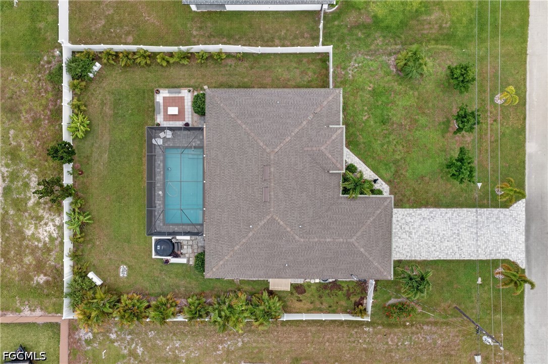 3 Bed Pool Home for Sale in Cape Coral, photo 37