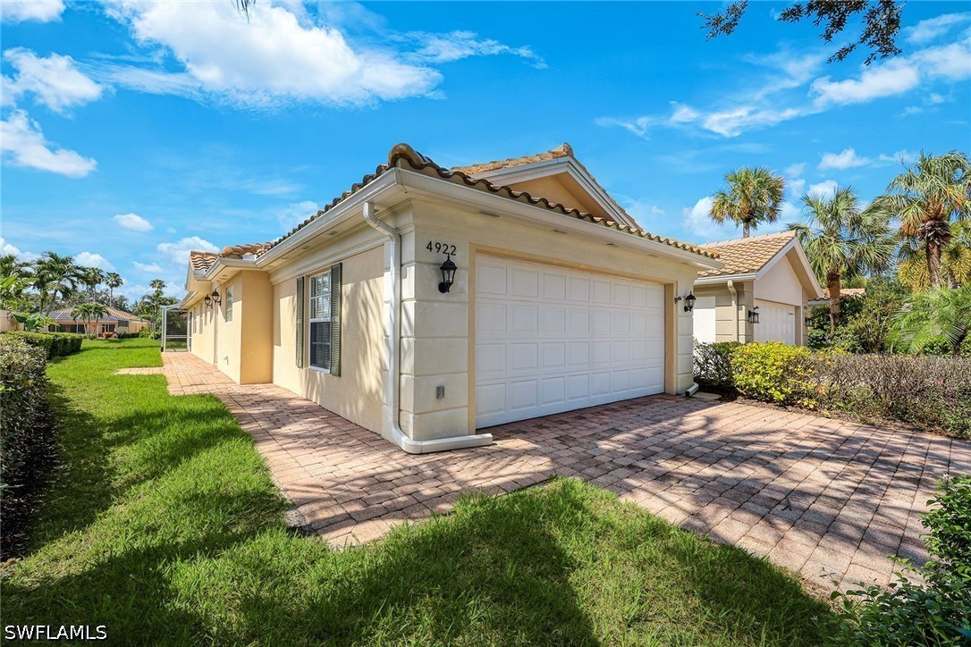 2 Bed Waterfront Home for Sale in Island Walk, photo 37