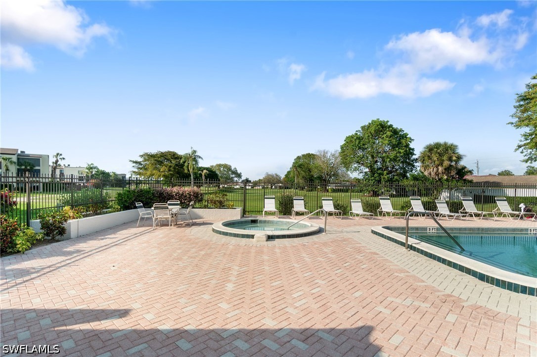 2 Bed Condominium for Sale in Lakewood, photo 37