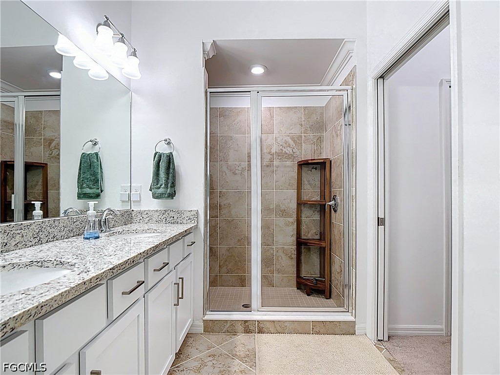 2 Bed Condominium for Sale in Babcock National, photo 37