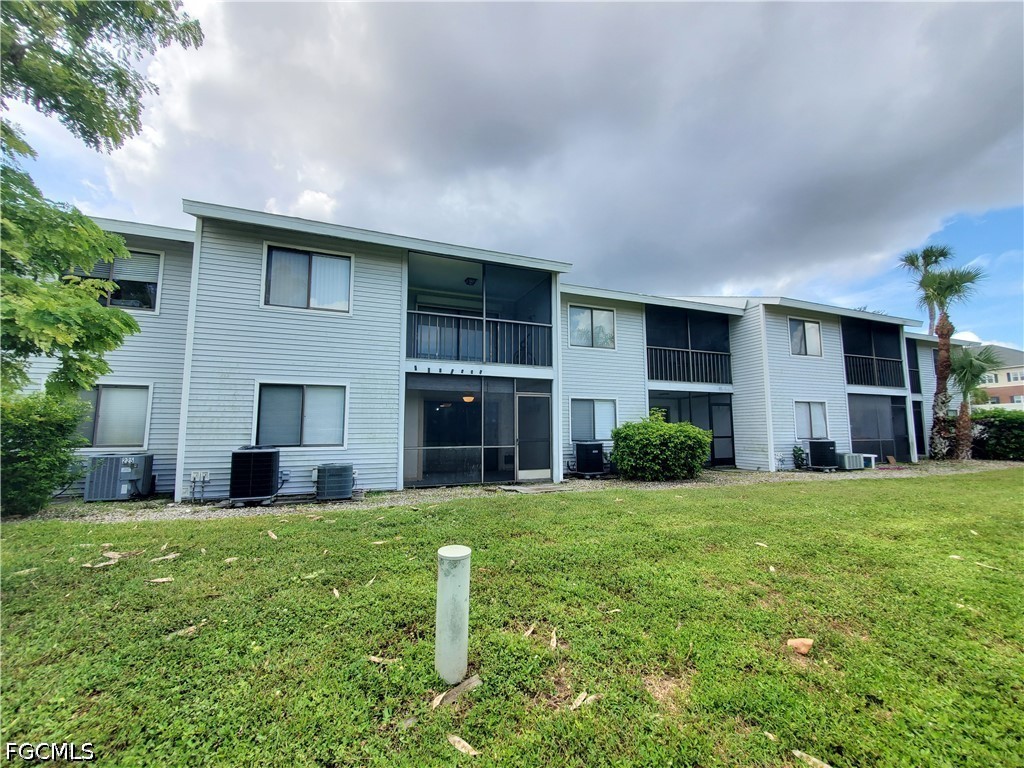2 Bed Condominium for Sale in North Fort Myers, photo 37