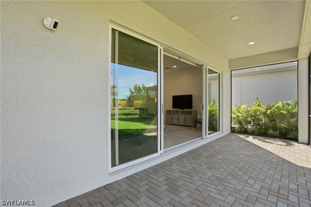 2 Bed Waterfront Home for Sale in Naples, photo 37