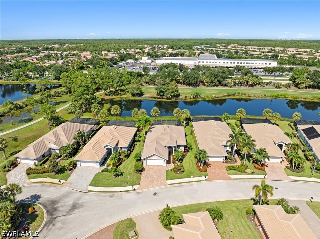 3 Bed Pool Home for Sale in Villa Capri, photo 37