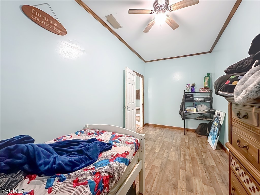 3 Bed SingleFamilyResidence for Sale in Acreage, photo 37
