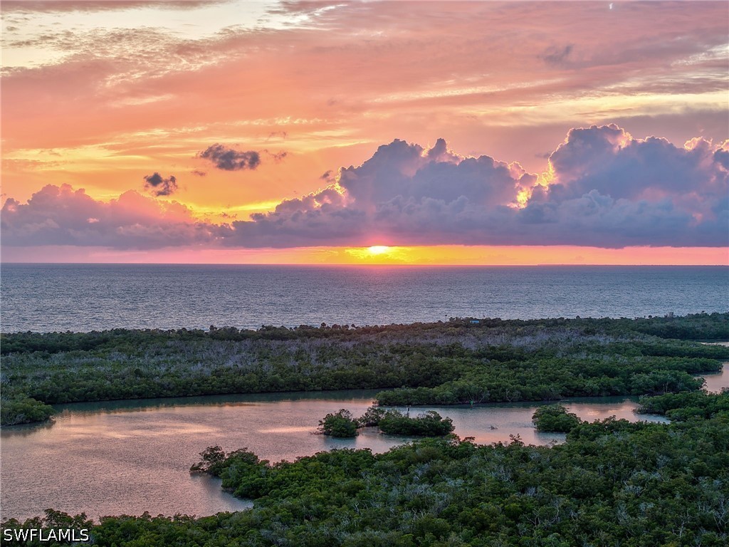 3 Bed Waterfront Home for Sale in Naples, photo 37
