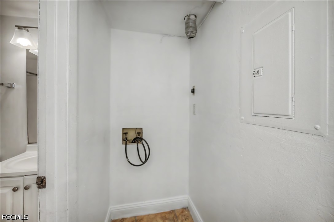 2 Bed Condominium for Sale in Fort Myers, photo 37