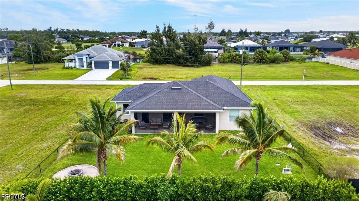 3 Bed SingleFamilyResidence for Sale in Cape Coral, photo 37