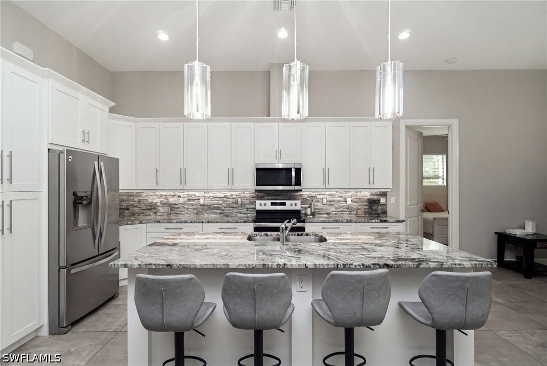 4 Bed SingleFamilyResidence for Sale in Naples, photo 37