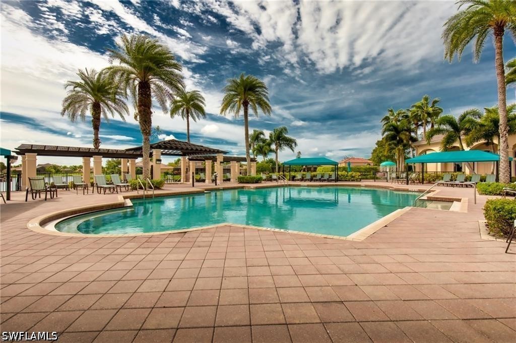 3 Bed Waterfront Home for Sale in Naples, photo 37