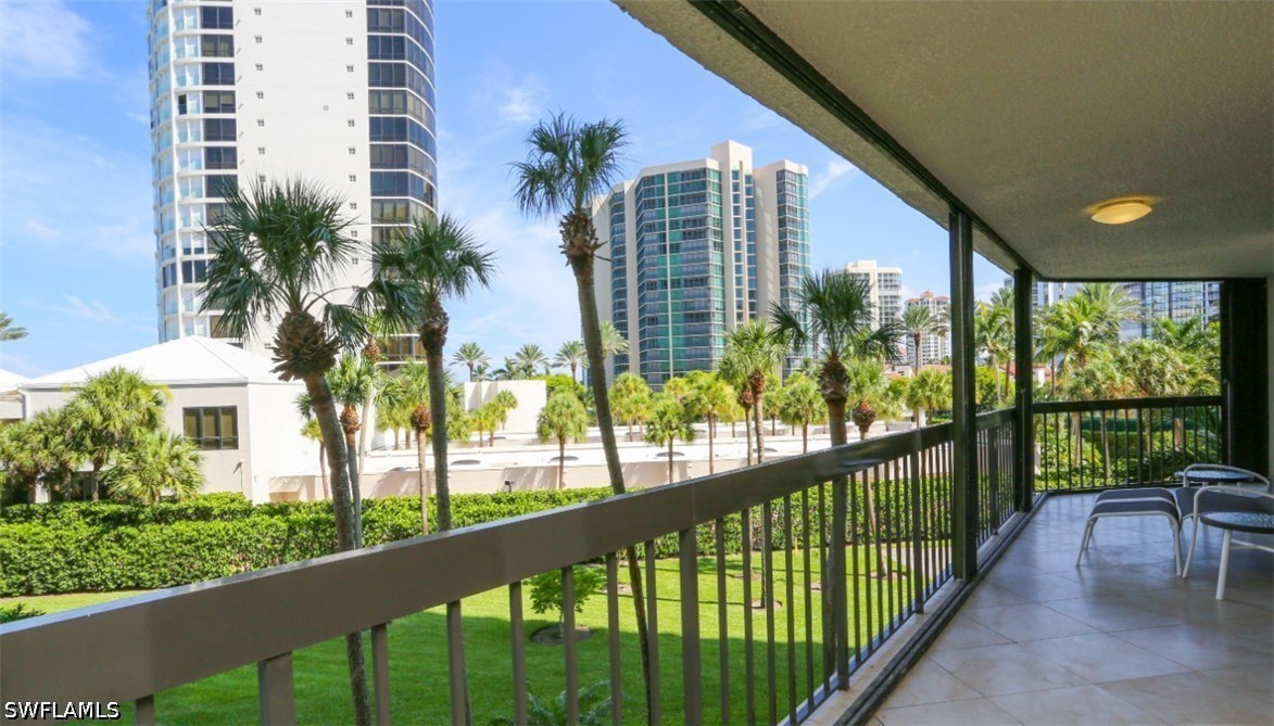 2 Bed Waterfront Home for Sale in Park Shore, photo 37