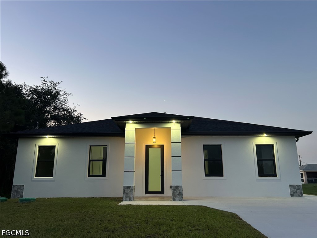 4 Bed SingleFamilyResidence for Sale in Lehigh Acres, photo 37