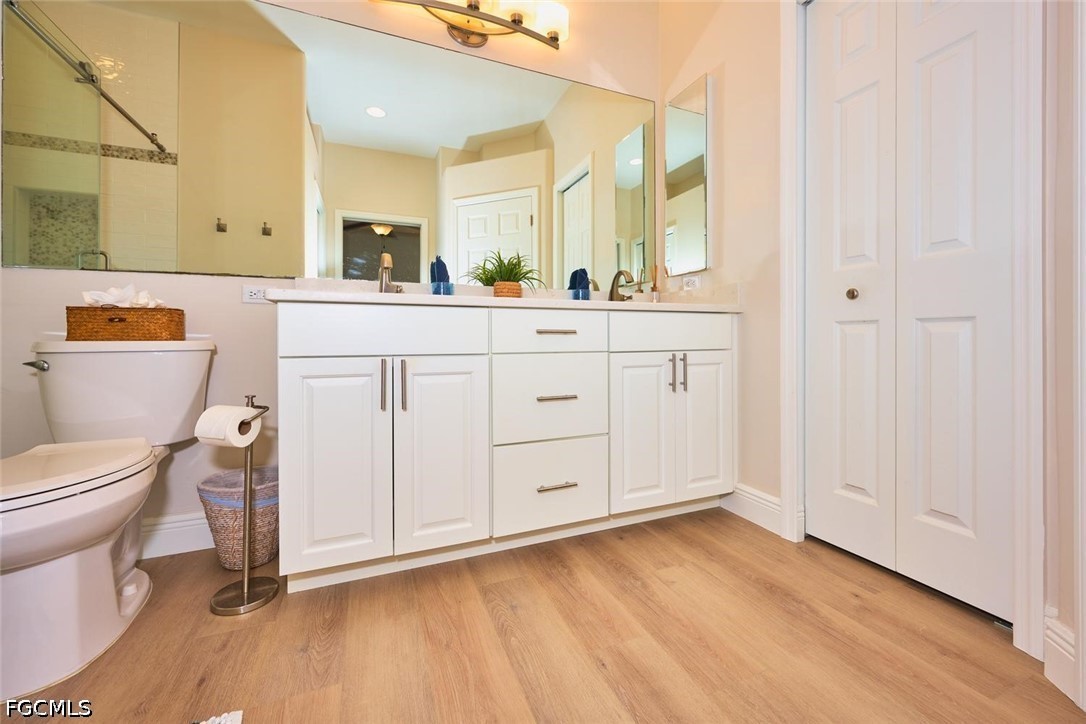 2 Bed Waterfront Home for Sale in Fort Myers, photo 37