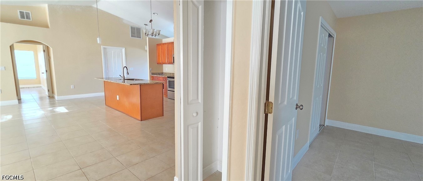 3 Bed SingleFamilyResidence for Sale in Cape Coral, photo 37