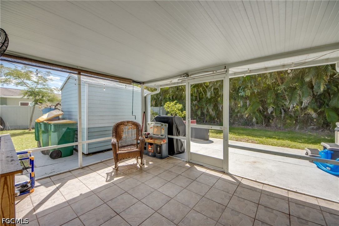 3 Bed SingleFamilyResidence for Sale in Naples, photo 37